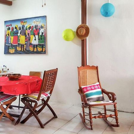 Maison de 2 chambres a Saint Pierre a 5 m de la plage avec vue sur la mer terrasse amenagee et wifi Extérieur photo