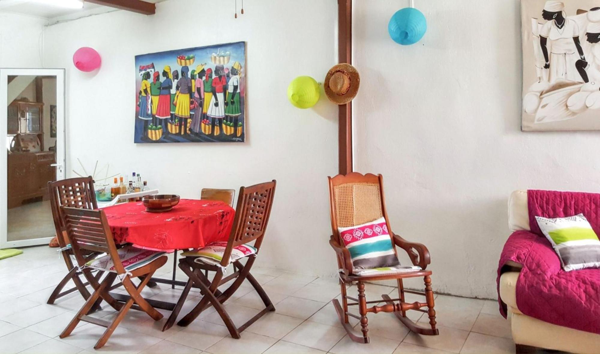 Maison de 2 chambres a Saint Pierre a 5 m de la plage avec vue sur la mer terrasse amenagee et wifi Extérieur photo